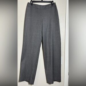 Beautiful Georgio Armani Gray Virgin Wool Flat Front Wide Leg Trousers. Side Zip